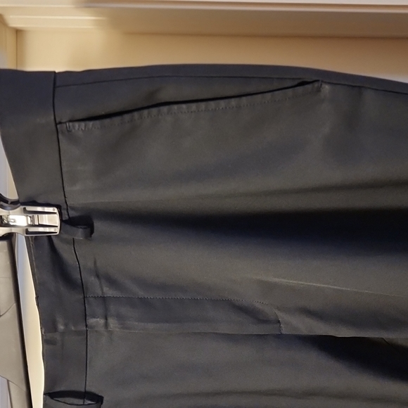 Good condition Kenneth Cole Reaction mens pants size 38x32 - Picture 3 of 9